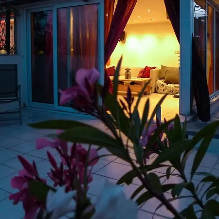 Kalypso Apartment *